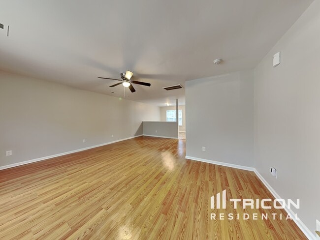 Building Photo - 7038 Hunters Glen Dr