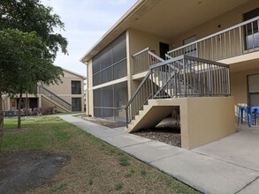 Building Photo - 5311 Summerlin Rd