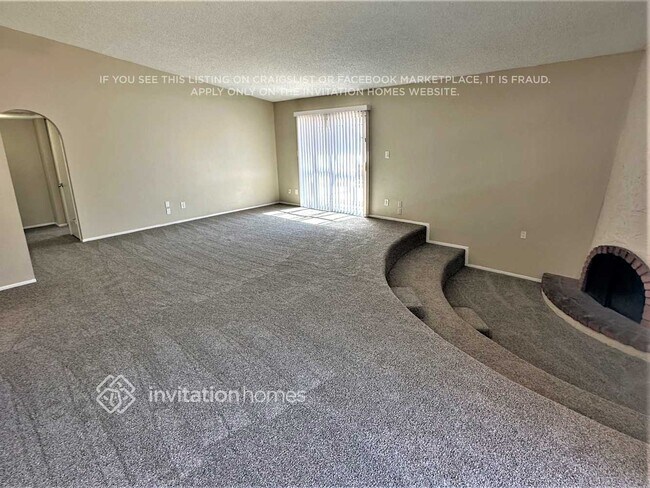 Building Photo - 9617 N 52nd Dr