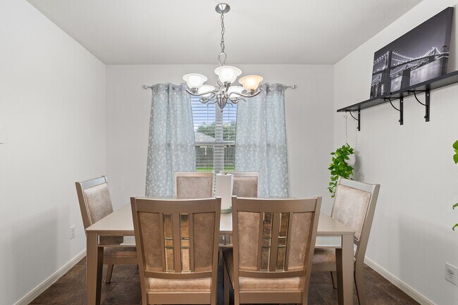 Foto del edificio - 7115 Northchase Ln