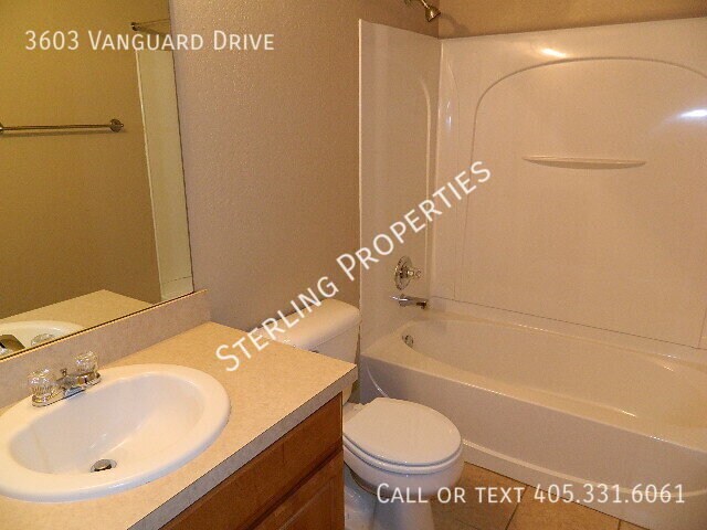 Foto del edificio - 3603 Vanguard Dr