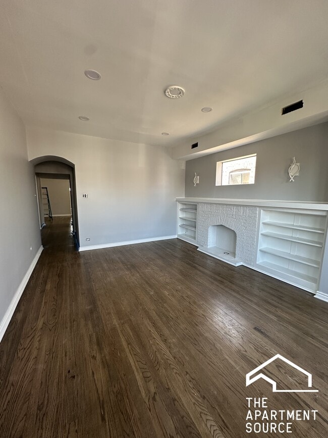 Building Photo - 4033 W Crystal St