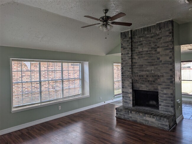 Foto del edificio - 2026 Sandy Knoll Dr