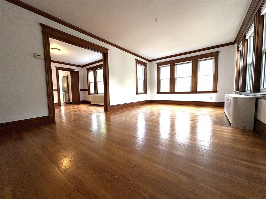 Primary Photo - 63 Newport St