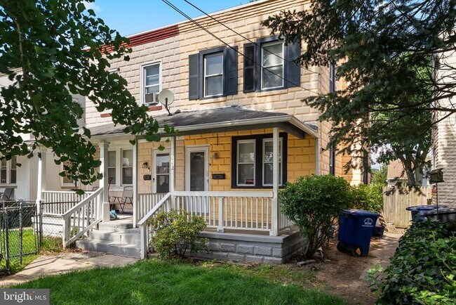 Foto del edificio - 642 Manor Rd