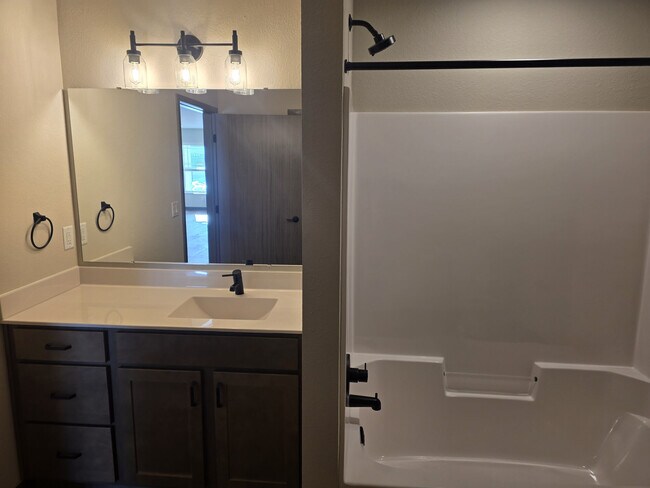 Foto del edificio - Woods Hollow