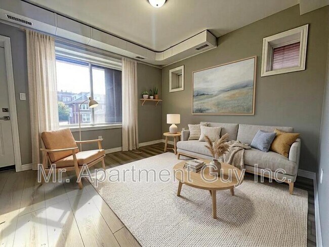 Photo du bâtiment - 827 Main St E