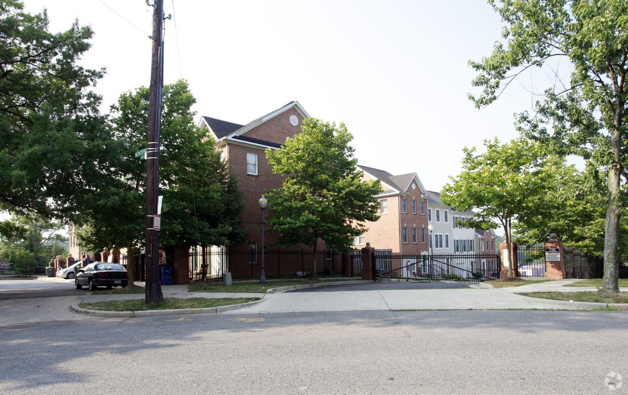 Building Photo - Dupont Park Adventist Apartments