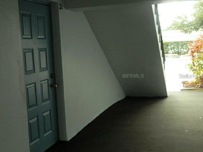 Foto del edificio - 8203 Sun Spring Cir