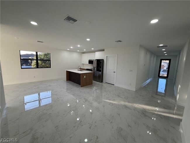 Foto del edificio - 4342 NW 34th Pl