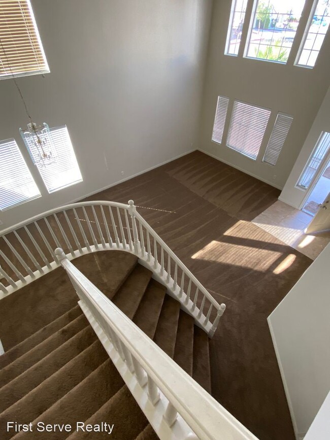 Building Photo - 9195 Grand Mountain Cir
