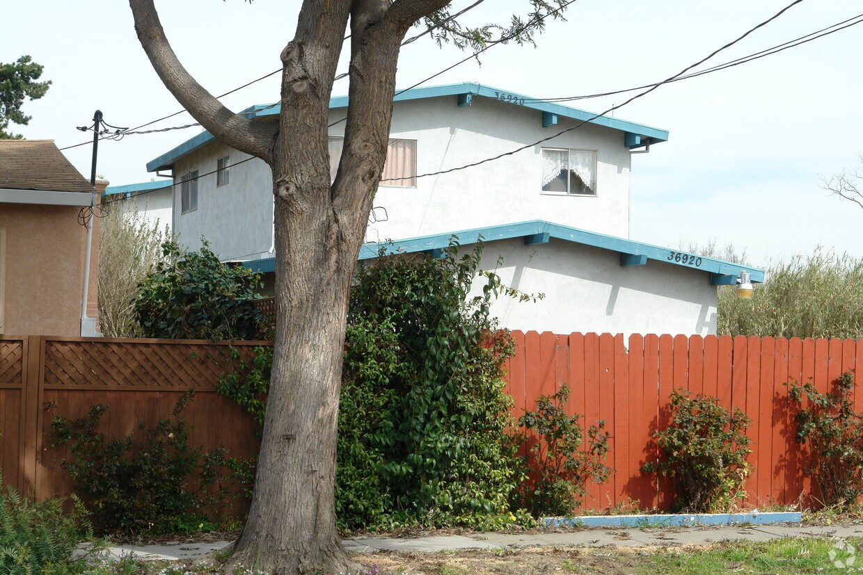 Building Photo - 36920 Mulberry St