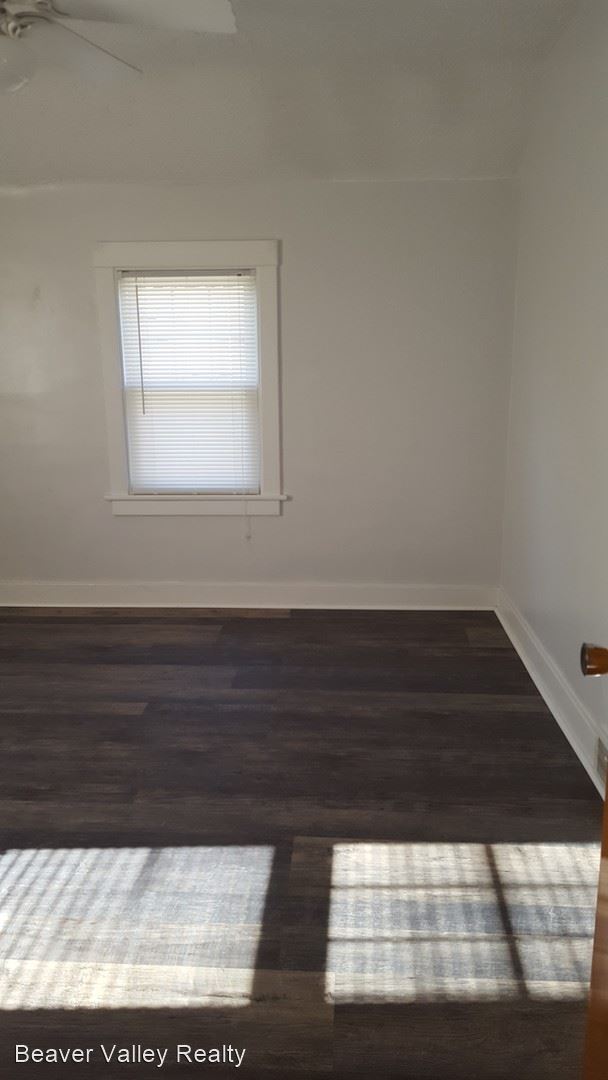Building Photo - 2 br, 1.5 bath House - 1825 Davidson St