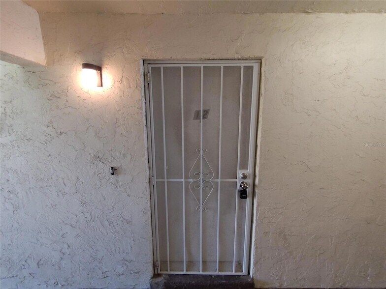 Primary Photo - 3425 Tricon Ln