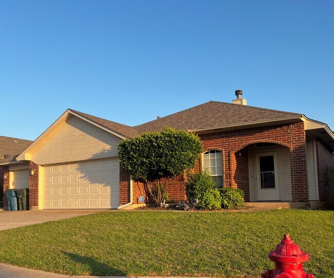 Photo - Beautiful edmond home for lease