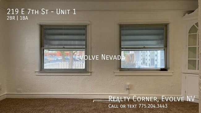 Building Photo - 219 E 7th St