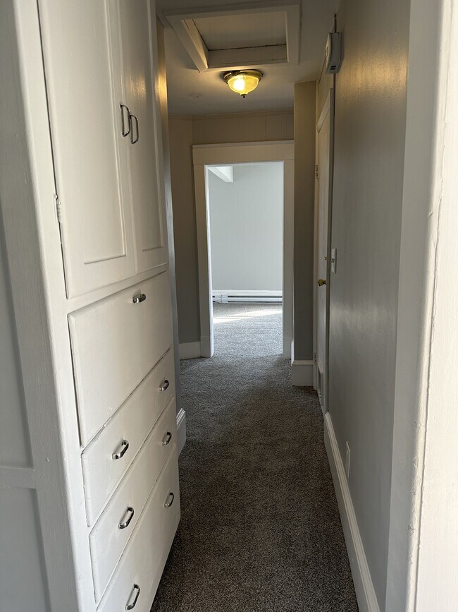 Building Photo - 11 LLC-93 Sailly Avenue