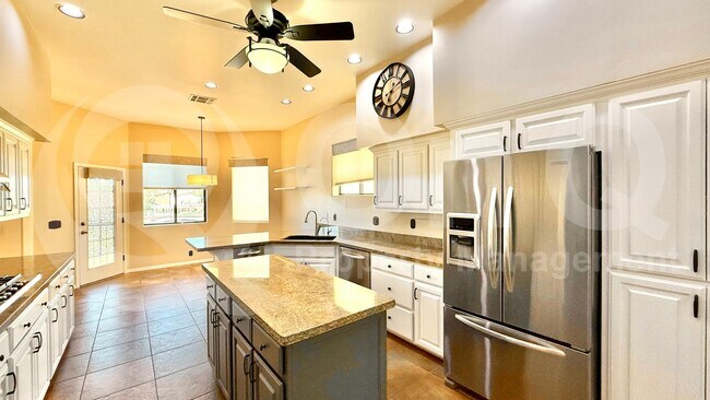 Foto del edificio - 21012 N 56th Ave