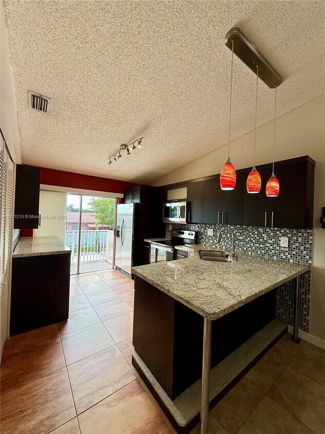 Foto principal - 6843 W 36th Ave