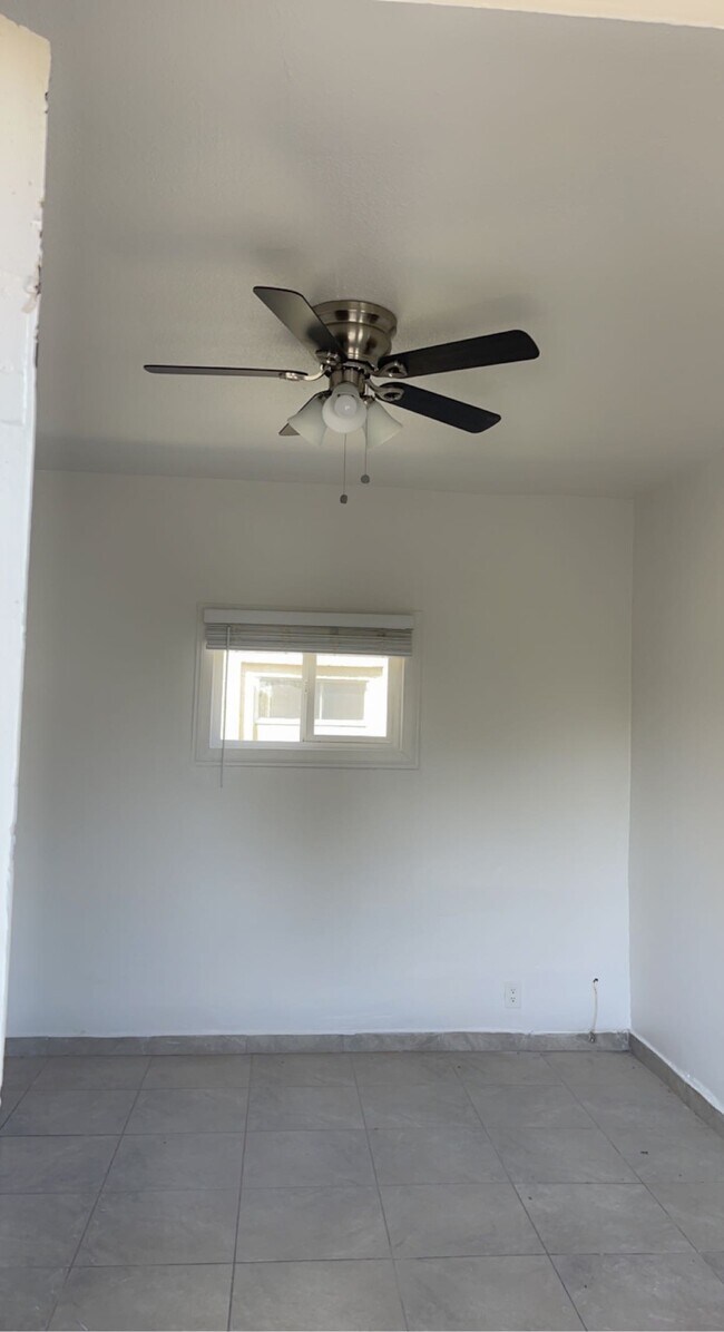 Building Photo - 168 S Avenue 53
