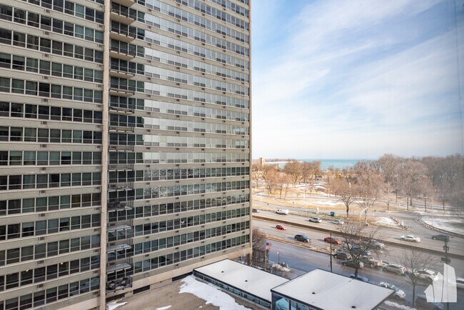 Foto del edificio - 3550 N Lake Shore Dr