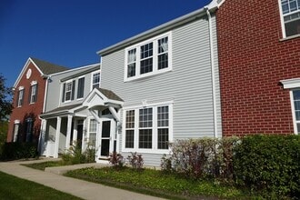 Building Photo - 205 Springbrook Trail S