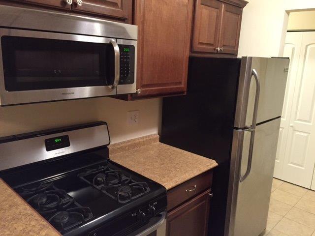 Foto principal - 600 Trace Dr