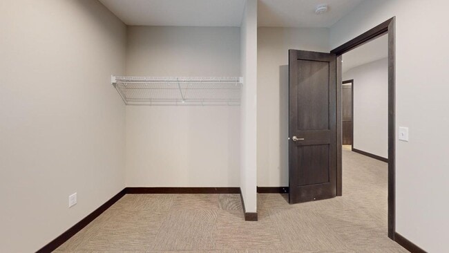 Foto del edificio - 879 23rd Ave SE