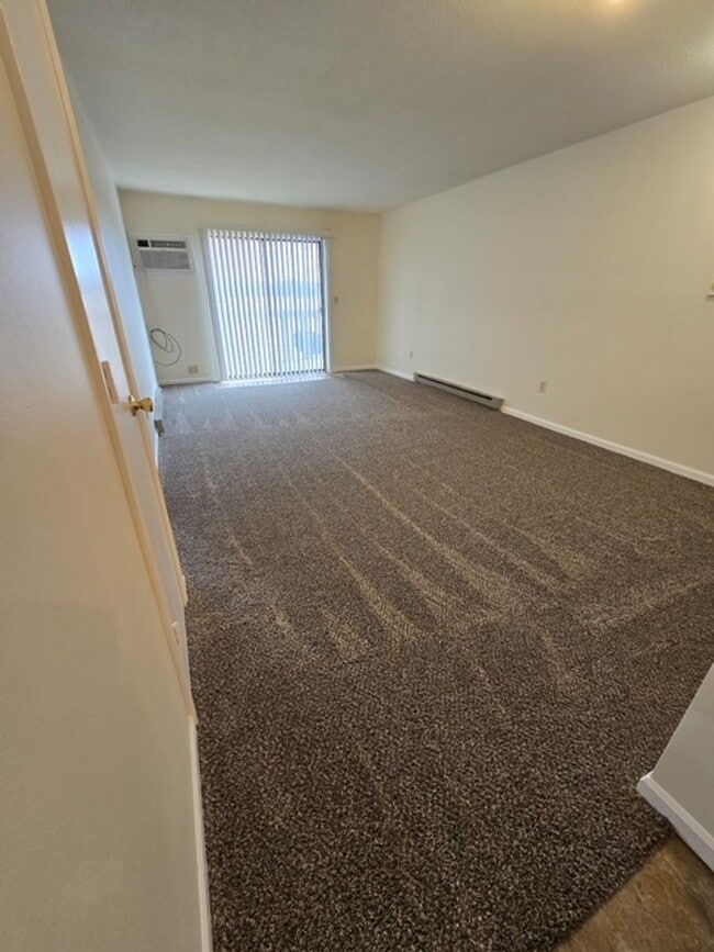 Building Photo - Woodlynn Apartments