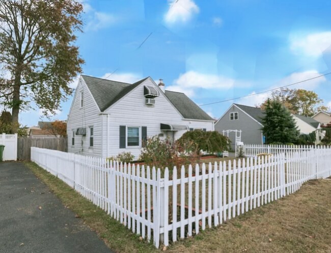 Foto del edificio - 185 Plainfield Ave