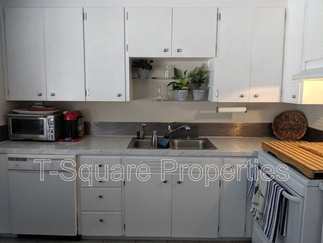 Foto del edificio - 223 Dayton St