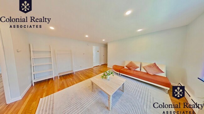 Foto del edificio - 55 Colborne Rd
