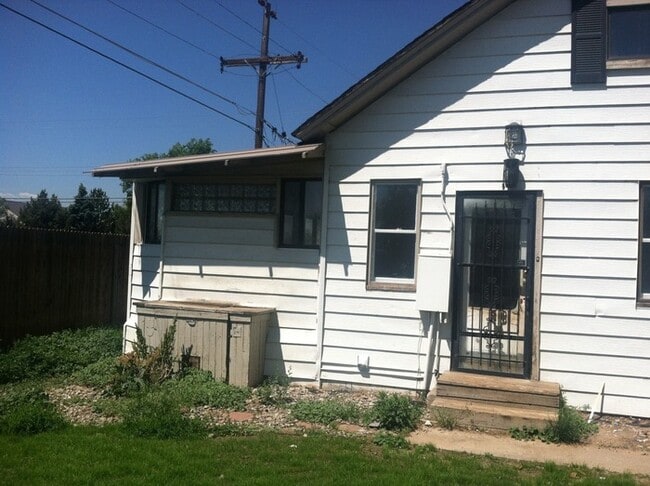 Photo - All-Inclusive 3BR For Rent! House