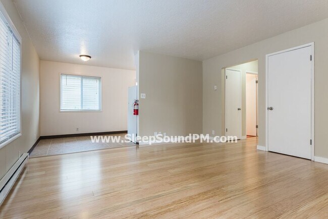 Building Photo - 8224 N Edison St