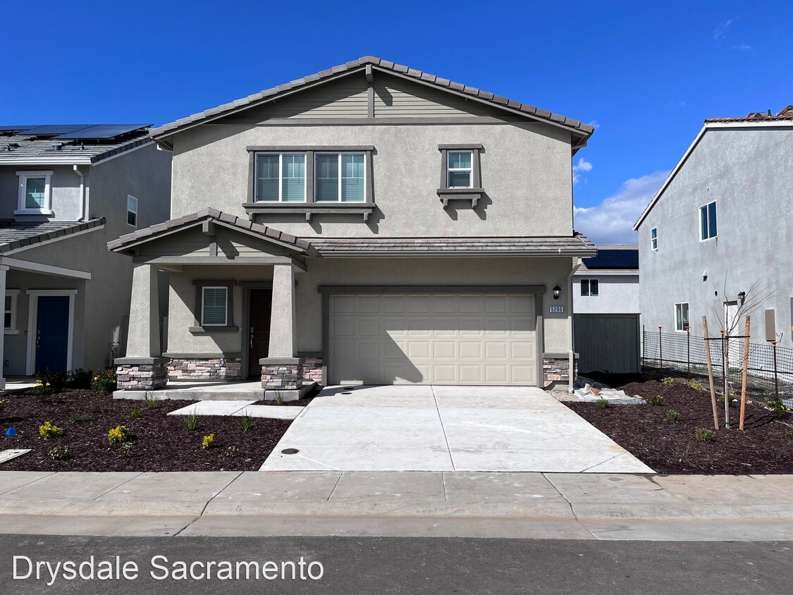 Primary Photo - 4 br, 2.5 bath House - 5200 Star Dance Circle