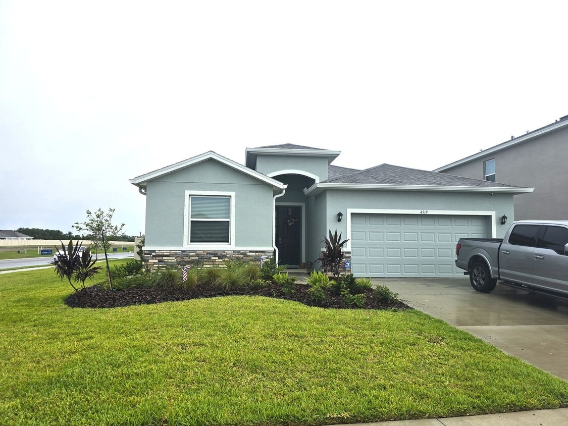 Primary Photo - Palmetto Rental