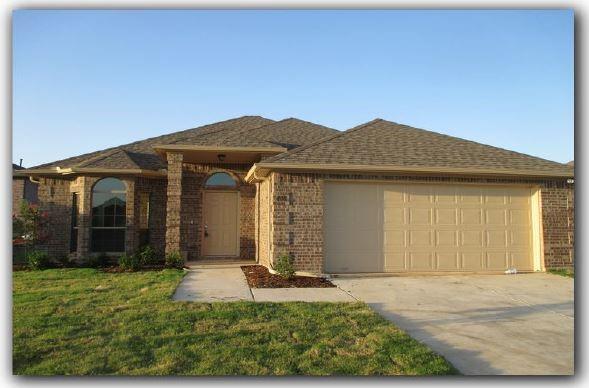 Foto principal - 408 Windridge Dr