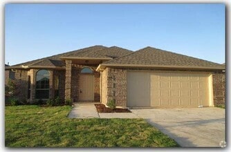 Building Photo - 408 Windridge Dr