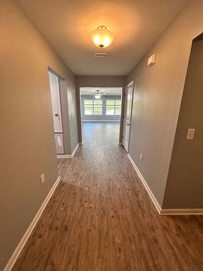 Building Photo - 7329 Port Pl St