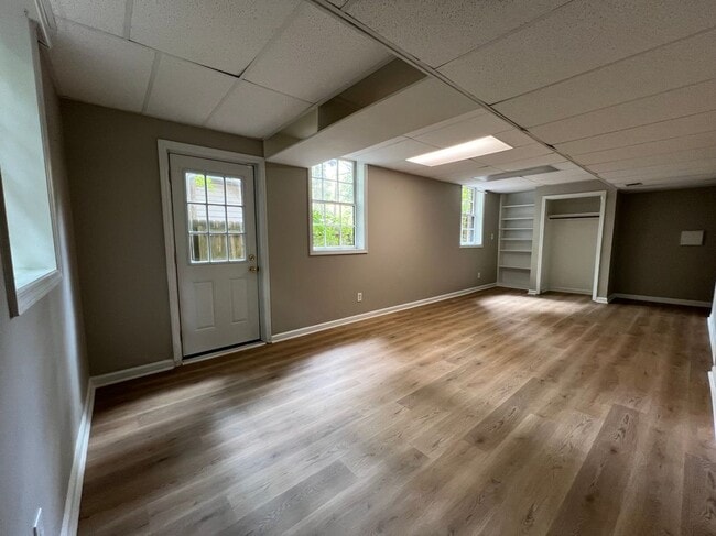 Building Photo - 4377 Vintage Ln