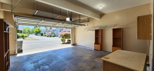 Building Photo - 2501 192nd Pl SE