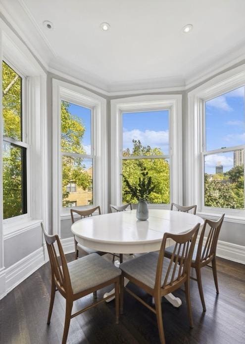 Photo - 3 bedroom in Chicago IL 60657 Apartment