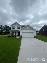 Building Photo - 143 Hanover Dr