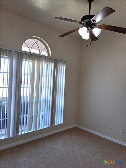 Foto del edificio - 3107 Lavender Ln