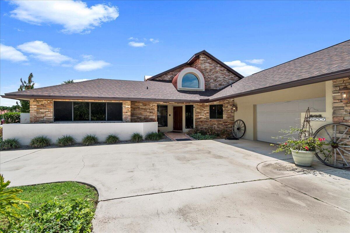 Foto principal - 12682 Headwater Cir