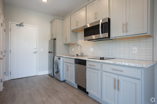 1BR, 1BA - 356SF - Kitchen - Gateway at Belknap