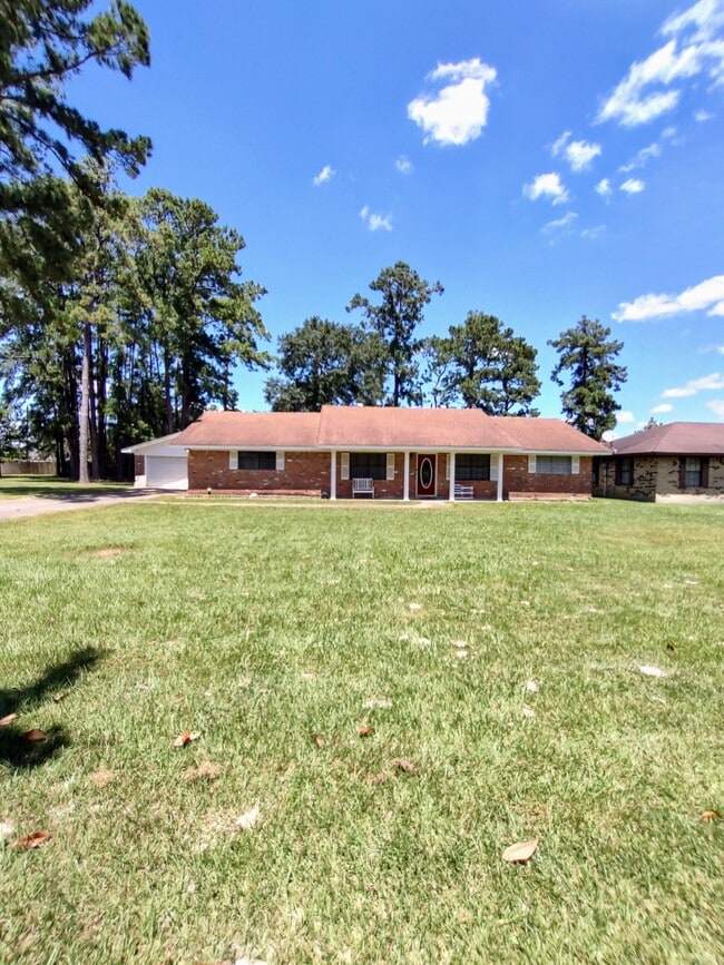 Building Photo - 7640 Laurie Ln