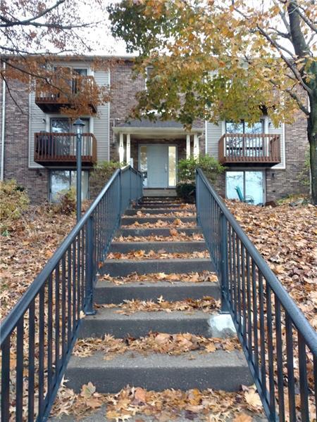 Building Photo - 27706 Evergreen Run