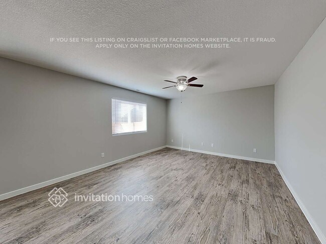 Foto del edificio - 4041 Creek Legend View