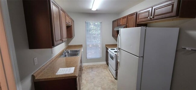 Foto del edificio - 716 Jackson Park Ln NW